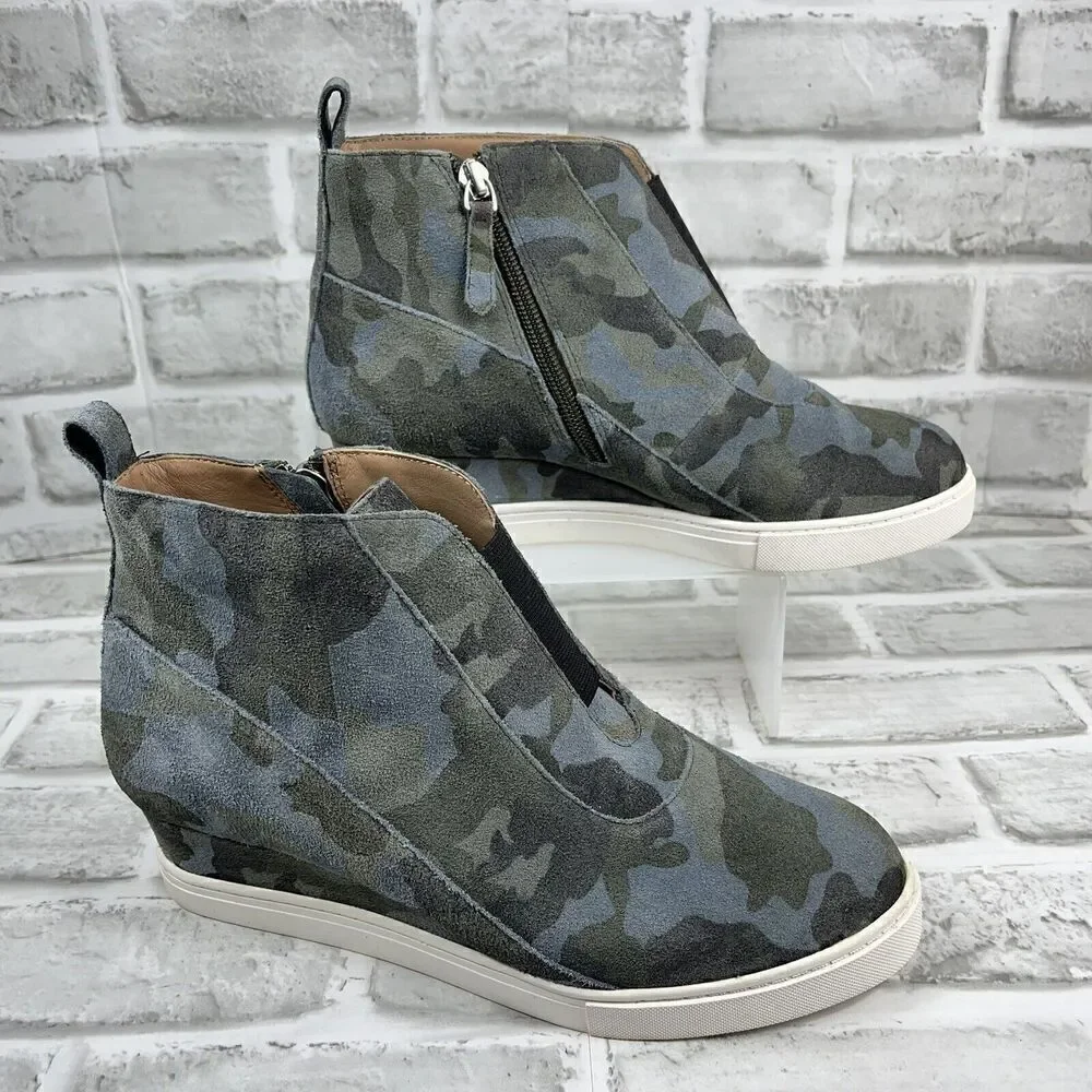 Linea Paolo Anna Women’s Size 7.5 Suede Camo Original Low Wedge Sneakers